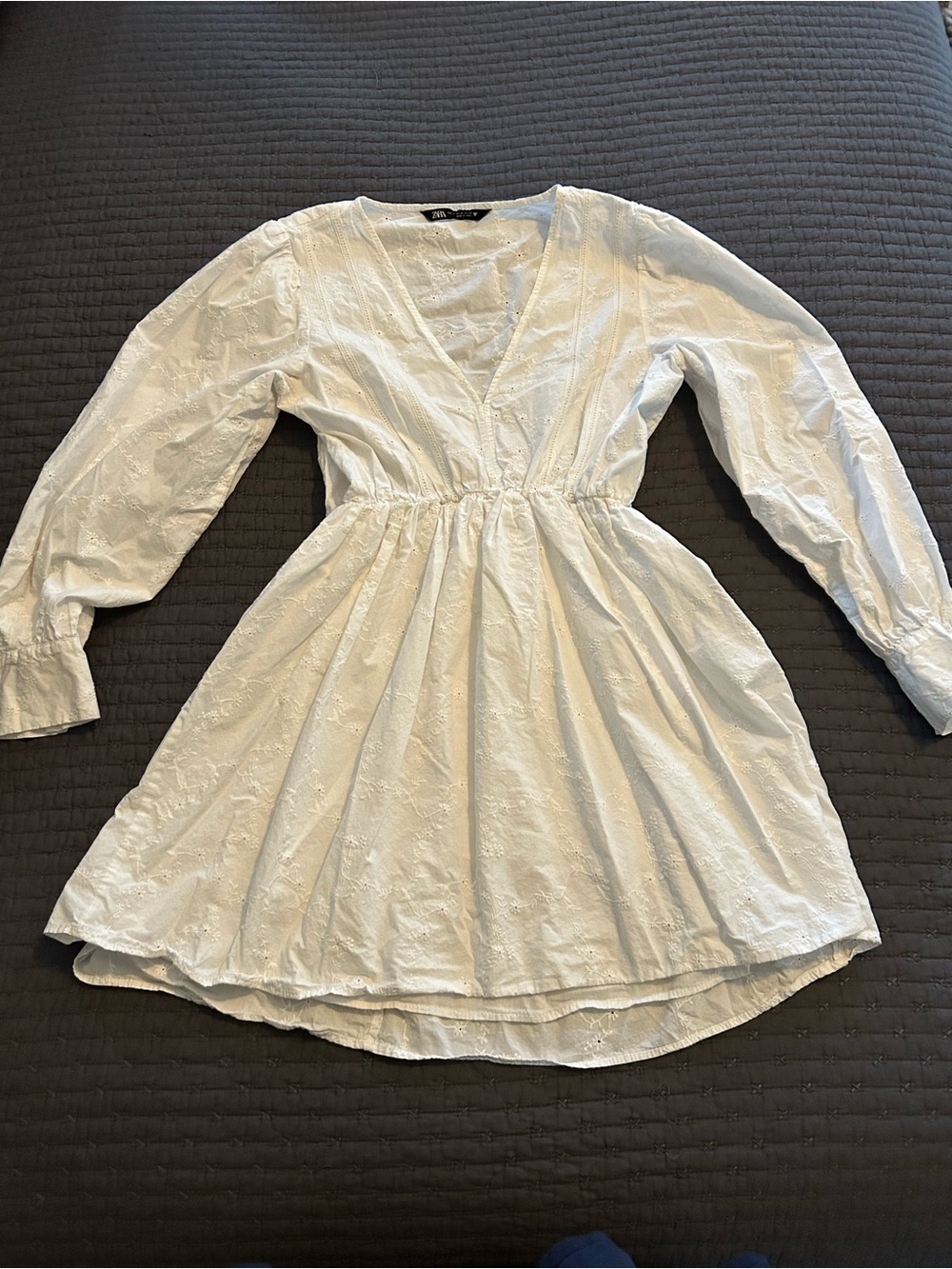 Zara White Eyelet Long Sleeve Mini Dress. Sz Medium.